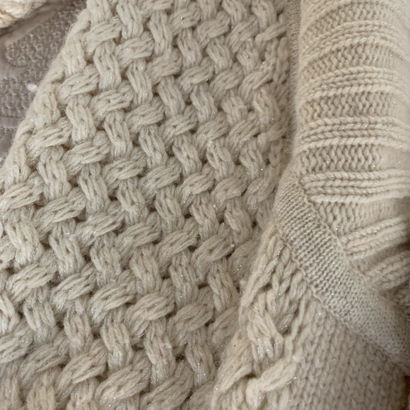 Marciano Stylish Cream Large Cardigan - Picture 6 of 8